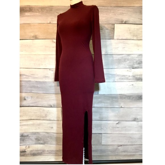 HEART & HIPS burgundy long sleeve mock neck maxi - Picture 4 of 7